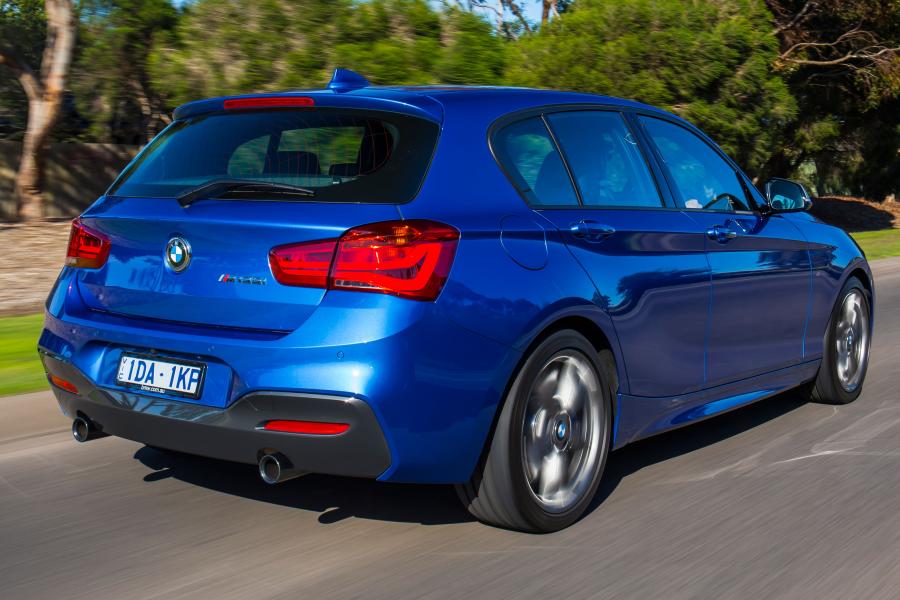  BMW M135i 5-Door 2015 года  (AU) (фото 5 из 12)